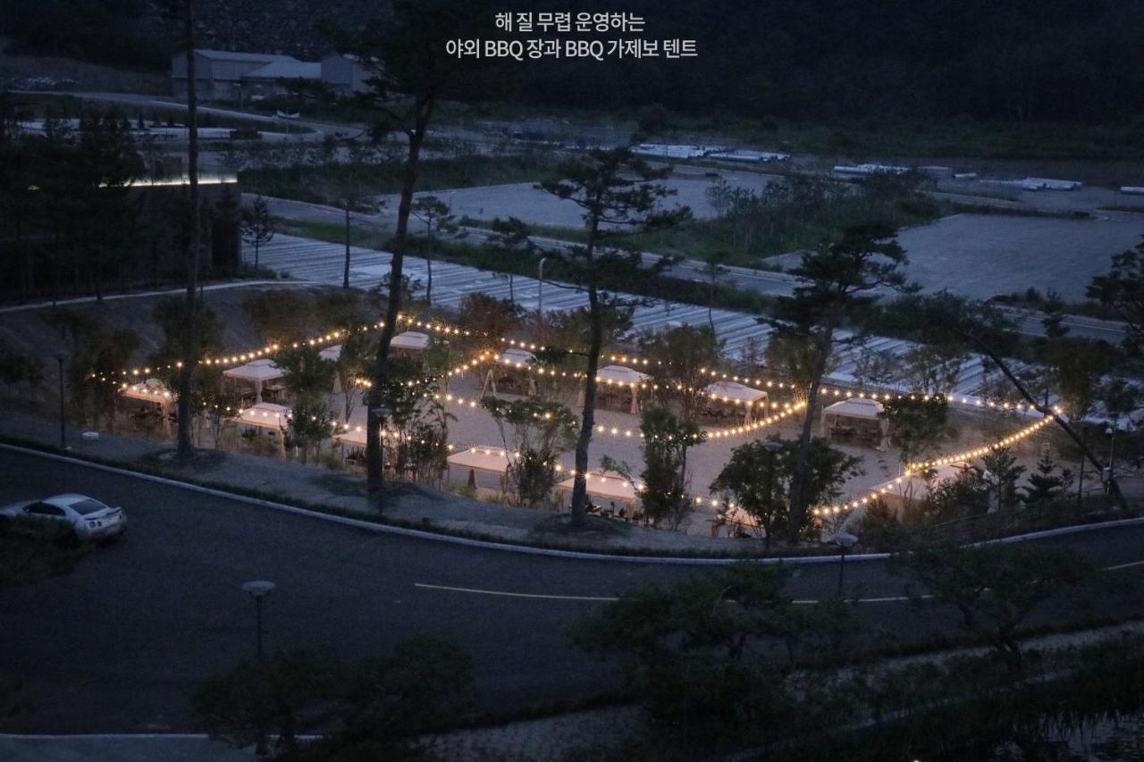 Pine Forest Jeongseon Alpine Resort Eksteriør bilde